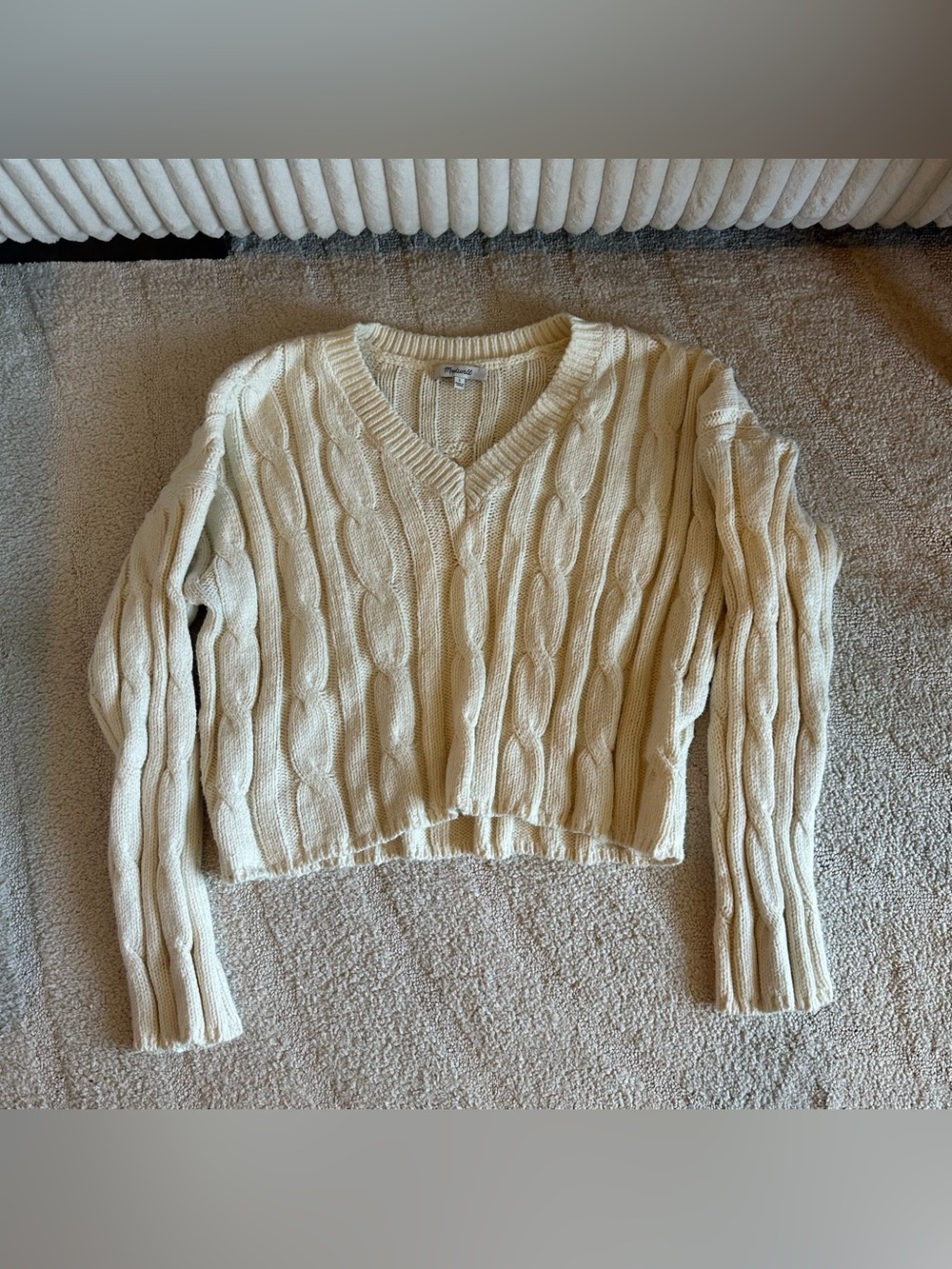 Madewell Women’s Cable Knit V Neck Crop Sweater